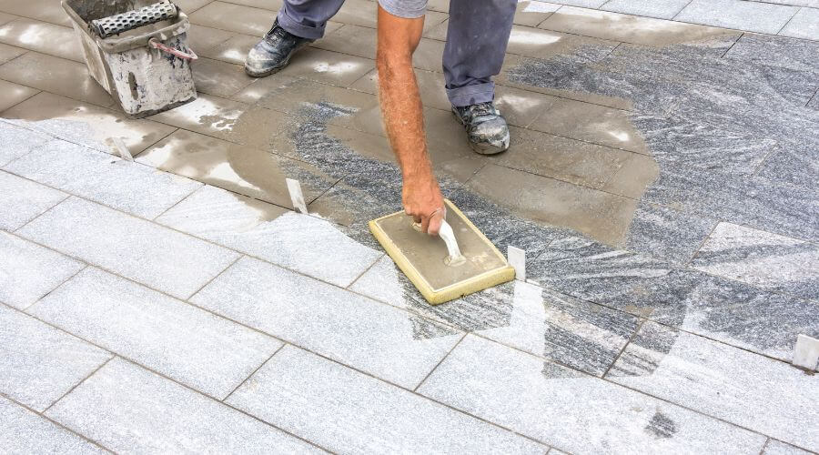 Professional gutter cleaning in Sugar Grove, IL